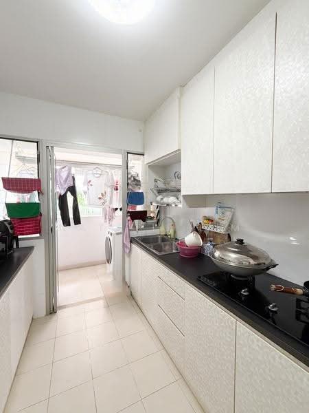 512B Yishun Street 51, 512B Yishun Street 51, Sembawang / Yishun, 3 Bedrooms, 1,001 sqft, HDB Flat For Sale, by Natalie Lim, 500251730 - Kitchen - PropertyGuru.com.sg