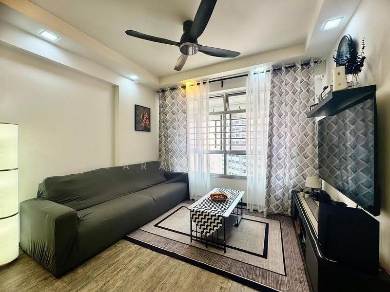 221A Sumang Lane, 221A Sumang Lane, Hougang / Punggol / Sengkang, 2 Bedrooms, 732 sqft, HDB Flat For Sale, by Farah Zack, 500251742 - PropertyGuru.com.sg