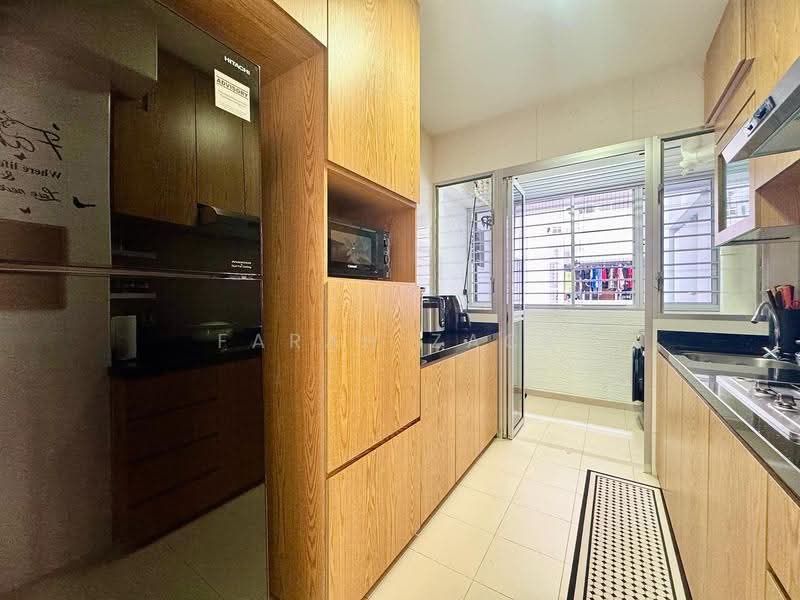221A Sumang Lane, 221A Sumang Lane, Hougang / Punggol / Sengkang, 2 Bedrooms, 732 sqft, HDB Flat For Sale, by Farah Zack, 500251742 - PropertyGuru.com.sg