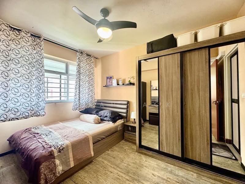 221A Sumang Lane, 221A Sumang Lane, Hougang / Punggol / Sengkang, 2 Bedrooms, 732 sqft, HDB Flat For Sale, by Farah Zack, 500251742 - PropertyGuru.com.sg