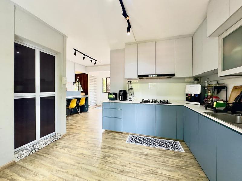730 Tampines Street 71, 730 Tampines Street 71, Pasir Ris / Tampines, 4 Bedrooms, 1,335 sqft, HDB Flat For Sale, by Farah Zack, 500251757 - PropertyGuru.com.sg