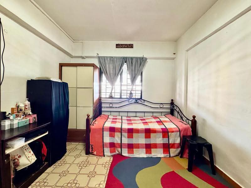 554 Bedok North Street 3, 554 Bedok North Street 3, Bedok / Upper East Coast, 2 Bedrooms, 732 sqft, HDB Flat For Sale, by Farah Zack, 500251766 - PropertyGuru.com.sg