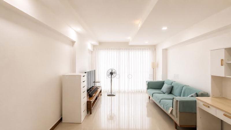 56 Strathmore Avenue, 56 56, Alexandra / Commonwealth, 4 Bedrooms, 1,184 sqft, HDB Flat For Sale, by Laven Loo 吕欣颐, 500251769 - PropertyGuru.com.sg