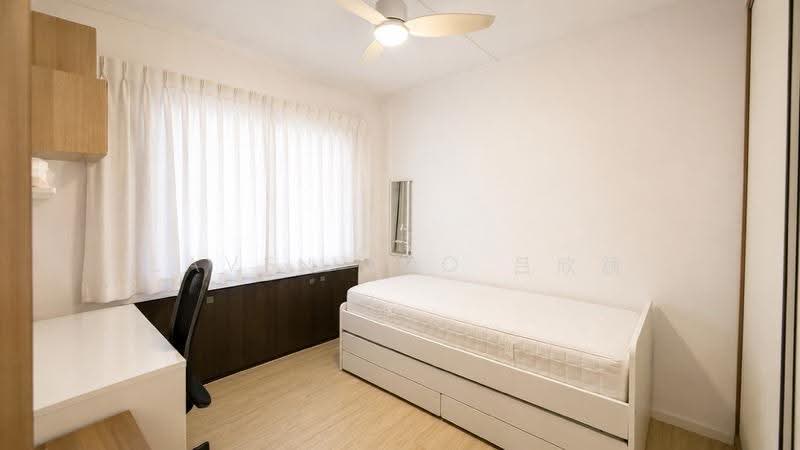 56 Strathmore Avenue, 56 56, Alexandra / Commonwealth, 4 Bedrooms, 1,184 sqft, HDB Flat For Sale, by Laven Loo 吕欣颐, 500251769 - PropertyGuru.com.sg