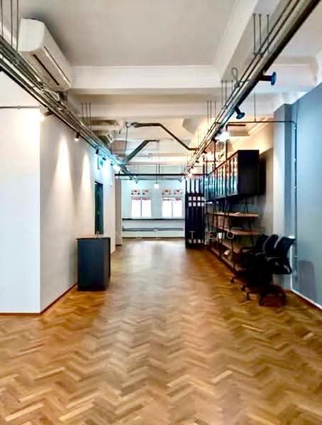 Commercial space for rent near Bugis Mrt, Beach Road / Bugis / Rochor, 973 sqft, Shop / Shophouse For Rent, by Lance Teo, 500251774 - Interior - CommercialGuru.com.sg