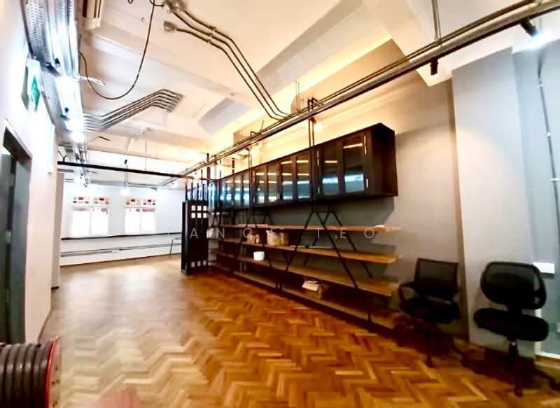 Commercial space for rent near Bugis Mrt, Beach Road / Bugis / Rochor, 973 sqft, Shop / Shophouse For Rent, by Lance Teo, 500251774 - Interior - CommercialGuru.com.sg