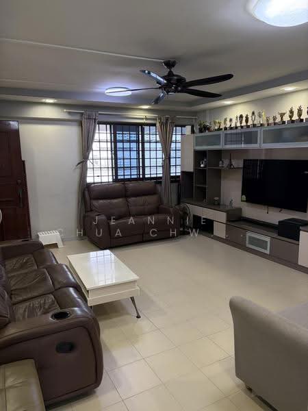 224 Jurong East Street 21, 224 Jurong East Street 21, Boon Lay / Jurong / Tuas, 3 Bedrooms, 979 sqft, HDB Flat For Sale, by Jeannie Chua Chwee Beng, 500251775 - Living Room - PropertyGuru.com.sg