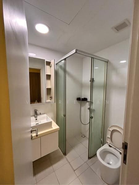 #1 Suites (One Suites), 1 Lorong 20 Geylang, Eunos / Geylang / Paya Lebar, 2 Bedrooms, 818 sqft, Apartment For Sale, by Valerie Tan, 500251778 - PropertyGuru.com.sg