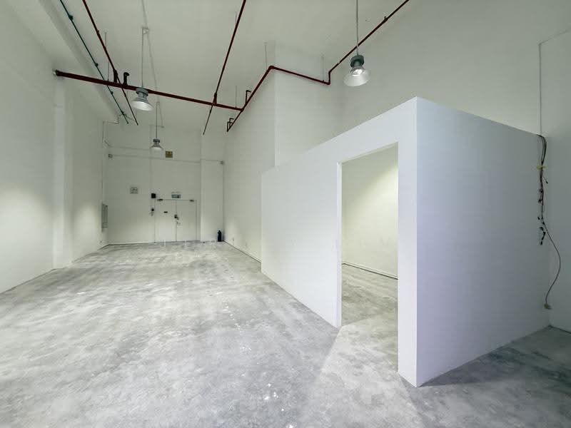 Citilink Warehouse Complex, 102E Pasir Panjang Road, Buona Vista / West Coast / Clementi New Town, 947 sqft, Light Industrial (B1) For Rent, by Jeremy Lim, 500251786 - Interior - CommercialGuru.com.sg