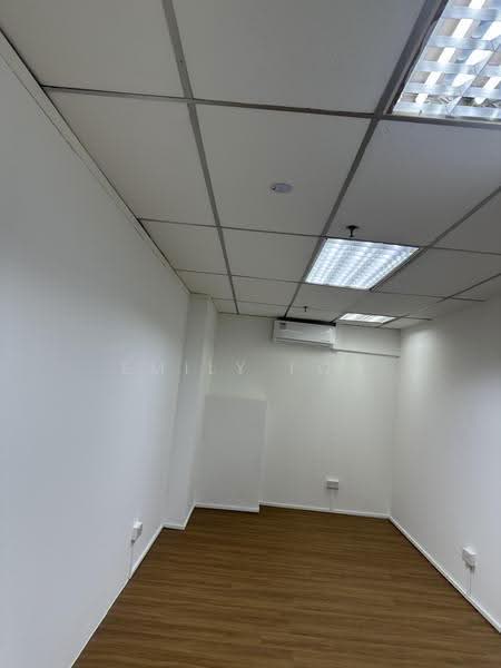 Tong Lee Building, 37 Kallang Pudding Road, Macpherson / Potong Pasir, 192 sqft, Light Industrial (B1) For Rent, by Emily Foo, 500251793 - Interior - CommercialGuru.com.sg