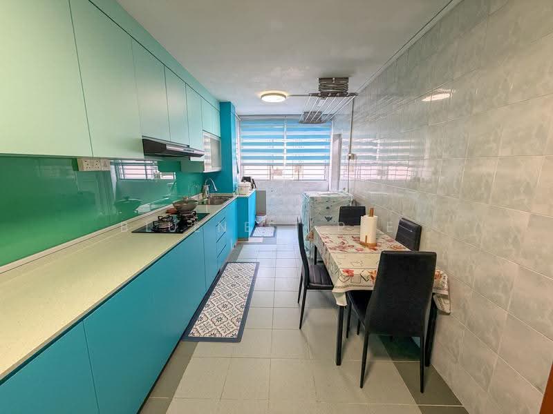 338 Ubi Avenue 1, 338 Ubi Avenue 1, Eunos / Geylang / Paya Lebar, 3 Bedrooms, 1,130 sqft, HDB Flat For Sale, by JOREEN LIM, 500251804 - Kitchen - PropertyGuru.com.sg