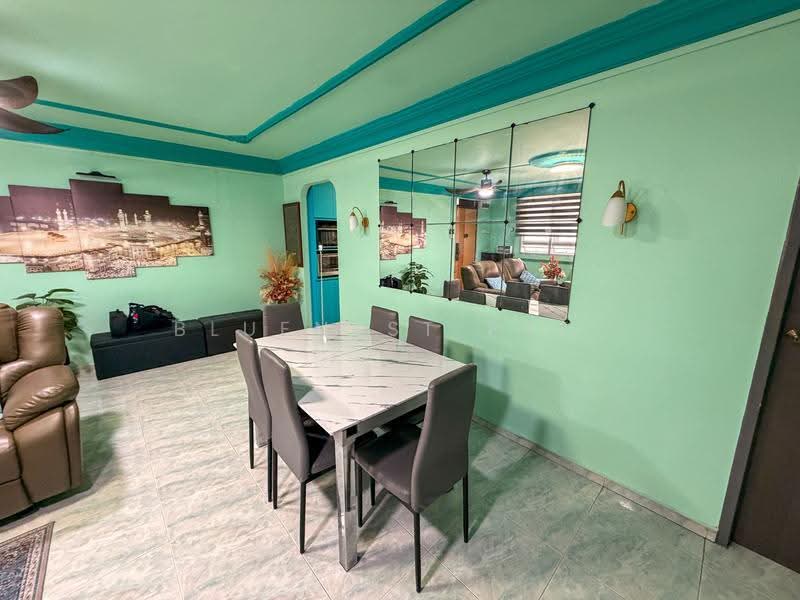 338 Ubi Avenue 1, 338 Ubi Avenue 1, Eunos / Geylang / Paya Lebar, 3 Bedrooms, 1,130 sqft, HDB Flat For Sale, by JOREEN LIM, 500251804 - Living Room - PropertyGuru.com.sg