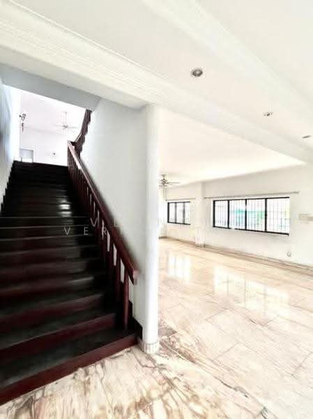 NEW LIST! LEEDON PARK ELEVATED BUNGALOW. Rebuild to 20,000sqft!, Tanglin / Holland / Bukit Timah, 6 Bedrooms, 4,999 sqft, Good Class Bungalow For Sale, by Vernon Teo, 500251808 - Interior - PropertyGuru.com.sg