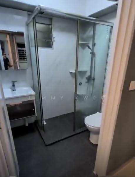 178B Rivervale Crescent, 178B Rivervale Crescent, Hougang / Punggol / Sengkang, 3 Bedrooms, 1,001 sqft, HDB Flat For Rent, by Jimmy Kwek, 500251815 - Bathroom - PropertyGuru.com.sg