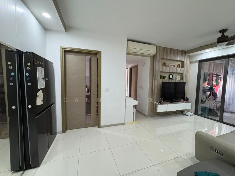The Terrace, 88 Edgedale Plains, Hougang / Punggol / Sengkang, 3 Bedrooms, 1,001 sqft, Condominium For Sale, by Danny Jeon, 500251817 - Living Room - PropertyGuru.com.sg