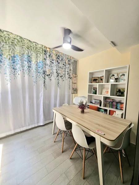 The Terrace, 88 Edgedale Plains, Hougang / Punggol / Sengkang, 3 Bedrooms, 1,001 sqft, Condominium For Sale, by Danny Jeon, 500251817 - Dining Room - PropertyGuru.com.sg
