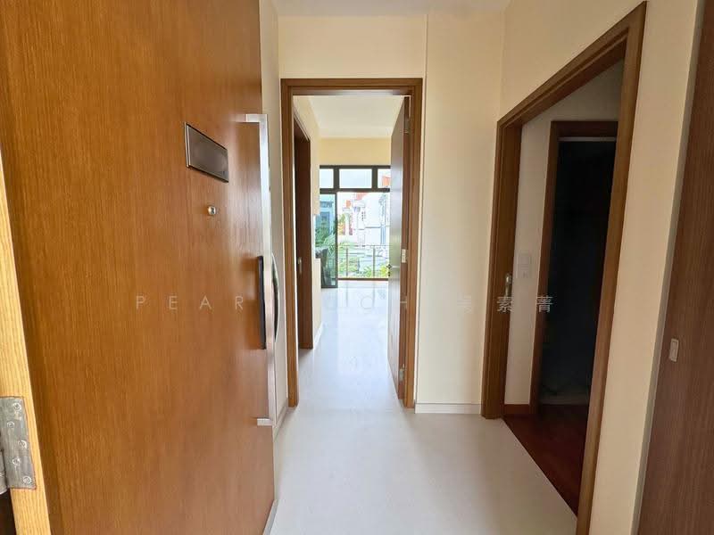Sunnyvale Residences, 134B Lorong K Telok Kurau, East Coast / Marine Parade, 3 Bedrooms, 936 sqft, Condominium For Sale, by Pearl Goh 吴素菁, 500251831 - Entrance - PropertyGuru.com.sg