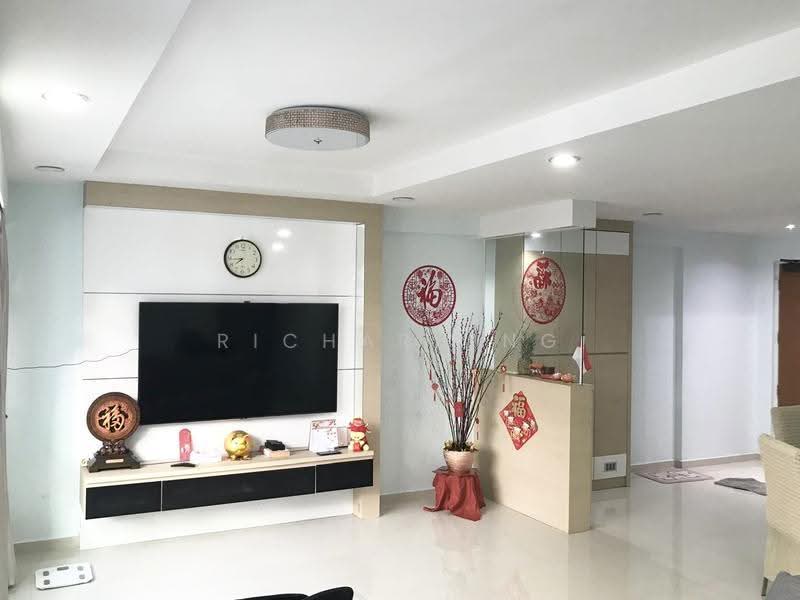 317A Yishun Greenwalk, 317A Yishun Avenue 9, Sembawang / Yishun, 3 Bedrooms, 1,206 sqft, HDB Flat For Sale, by Richard Ng, 500251836 - Living Room - PropertyGuru.com.sg