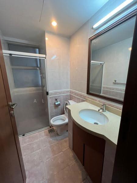 The Bayshore, 24 Bayshore Road, Bedok / Upper East Coast, 3 Bedrooms, 969 sqft, Condominium For Sale, by Alex Leck, 500251842 - Bathroom - PropertyGuru.com.sg