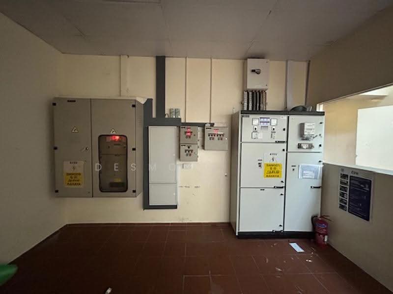 Food Factory (walk-in chiller/freezer) at Kaki Bukit, Eunos / Geylang / Paya Lebar, 18,374 sqft, Factory / Workshop (B2) For Rent, by Desmond Foo, 500251857 - Interior - CommercialGuru.com.sg