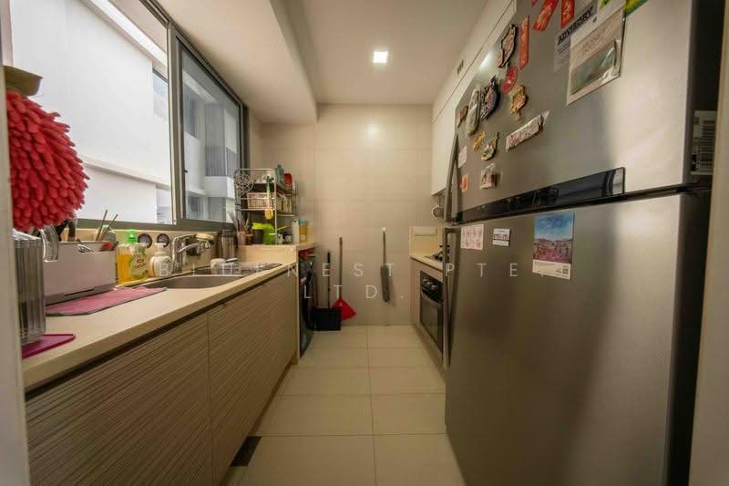 Arc at Tampines, 21 Tampines Avenue 8, Pasir Ris / Tampines, 3 Bedrooms, 958 sqft, Condominium For Sale, by KENNETH CHUA, 500251860 - Kitchen - PropertyGuru.com.sg