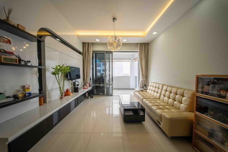Arc at Tampines, 21 Tampines Avenue 8, Pasir Ris / Tampines, 3 Bedrooms, 958 sqft, Condominium For Sale, by KENNETH CHUA, 500251860 - Living Room - PropertyGuru.com.sg