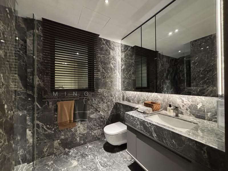 MEYER BLUE, 83 Meyer Road, East Coast / Marine Parade, 4 Bedrooms, 1,518 sqft, Condominium For Sale, by Ming Han Lim (Ming), 500251863 - Master Bathroom - PropertyGuru.com.sg