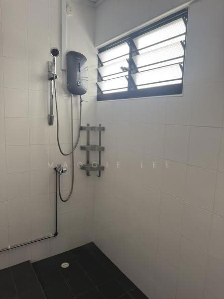 142 Lorong Ah Soo, 142 Lorong Ah Soo, Hougang / Punggol / Sengkang, Room Rental, 200 sqft, HDB Flat For Rent, by Maggie Lee, 500251864 - Bathroom - PropertyGuru.com.sg