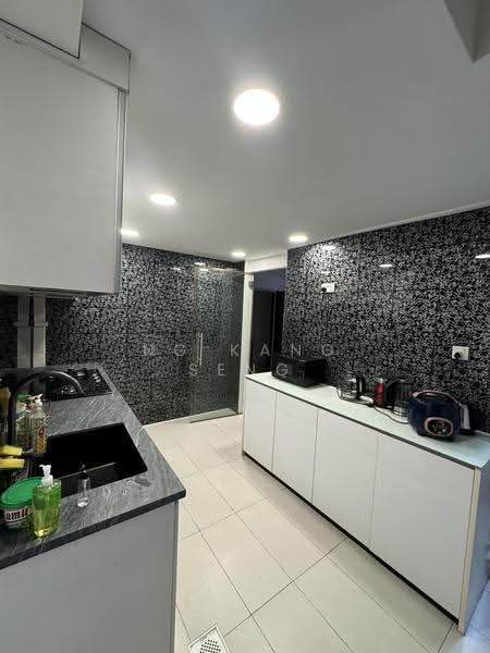 Ava Towers, 10 Ava Road, Balestier / Toa Payoh, Room Rental, 150 sqft, Apartment For Rent, by Ng Kang Seng, 500251884 - Kitchen - PropertyGuru.com.sg