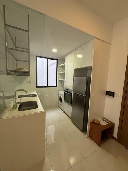 Singa Hills, 33 Jalan Singa, Eunos / Geylang / Paya Lebar, 2 Bedrooms, 667 sqft, Apartment For Rent, by Jason Tan, 500251886 - Kitchen - PropertyGuru.com.sg