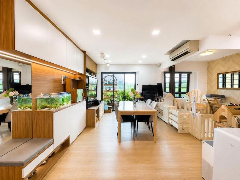 87 Dawson Road, 87 Dawson Road, Alexandra / Commonwealth, 3 Bedrooms, 936 sqft, HDB Flat For Sale, by Jeremy Yong, 500251888 - Living Room - PropertyGuru.com.sg