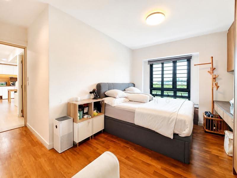 87 Dawson Road, 87 Dawson Road, Alexandra / Commonwealth, 3 Bedrooms, 936 sqft, HDB Flat For Sale, by Jeremy Yong, 500251888 - Master Bedroom - PropertyGuru.com.sg