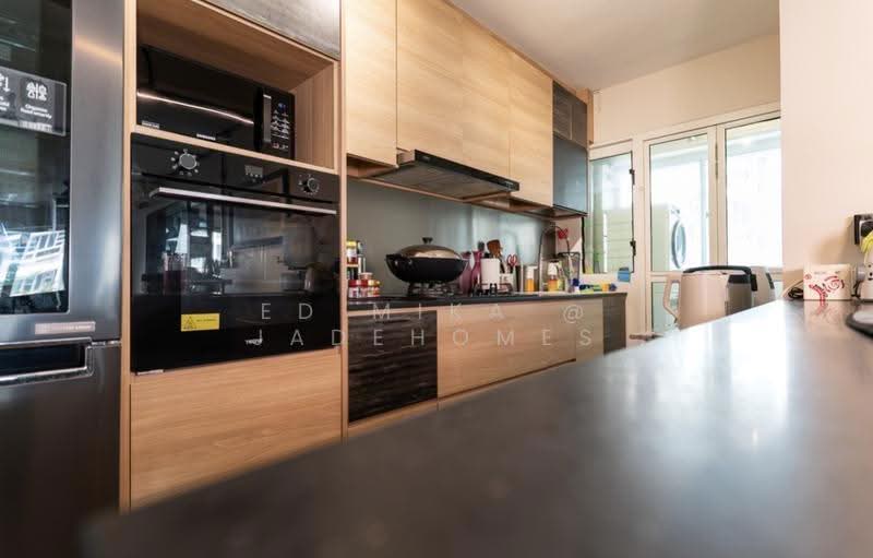 670B Edgefield Plains, 670B Edgefield Plains, Hougang / Punggol / Sengkang, 3 Bedrooms, 1,216 sqft, HDB Flat For Sale, by Ed Mika @ Jadehomes, 500251899 - Kitchen - PropertyGuru.com.sg