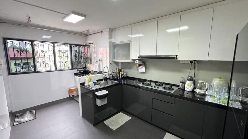 241 Jurong East Street 24, 241 Jurong East Street 24, Boon Lay / Jurong / Tuas, 2 Bedrooms, 732 sqft, HDB Flat For Sale, by KC Chong, 500251900 - PropertyGuru.com.sg