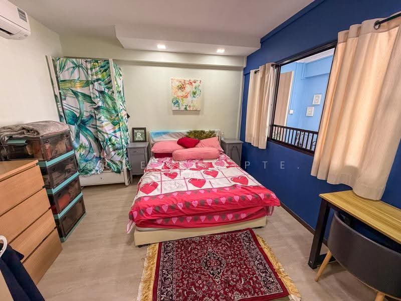 711 Pasir Ris Street 72, 711 Pasir Ris Street 72, Pasir Ris / Tampines, 3 Bedrooms, 1,571 sqft, HDB Flat For Sale, by KENNETH CHUA, 500251906 - Bedroom - PropertyGuru.com.sg
