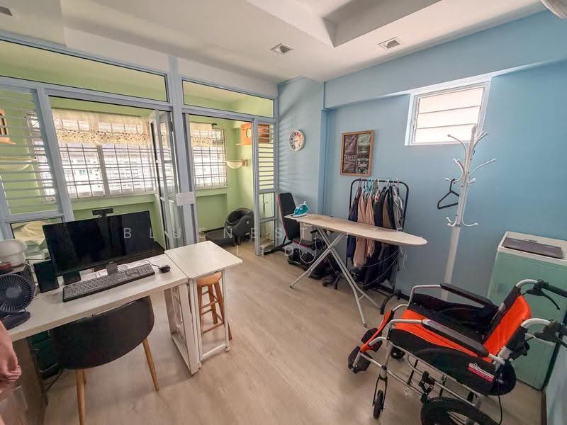 711 Pasir Ris Street 72, 711 Pasir Ris Street 72, Pasir Ris / Tampines, 3 Bedrooms, 1,571 sqft, HDB Flat For Sale, by KENNETH CHUA, 500251906 - Study - PropertyGuru.com.sg