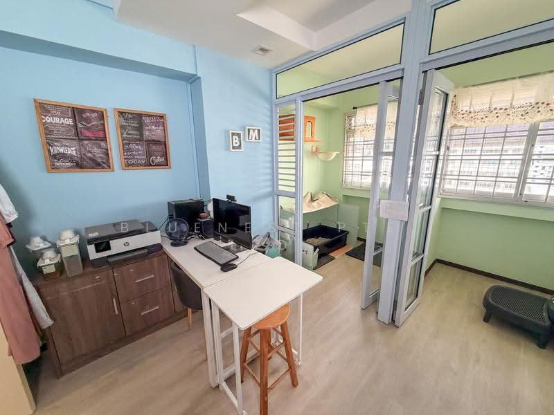 711 Pasir Ris Street 72, 711 Pasir Ris Street 72, Pasir Ris / Tampines, 3 Bedrooms, 1,571 sqft, HDB Flat For Sale, by KENNETH CHUA, 500251906 - Study - PropertyGuru.com.sg