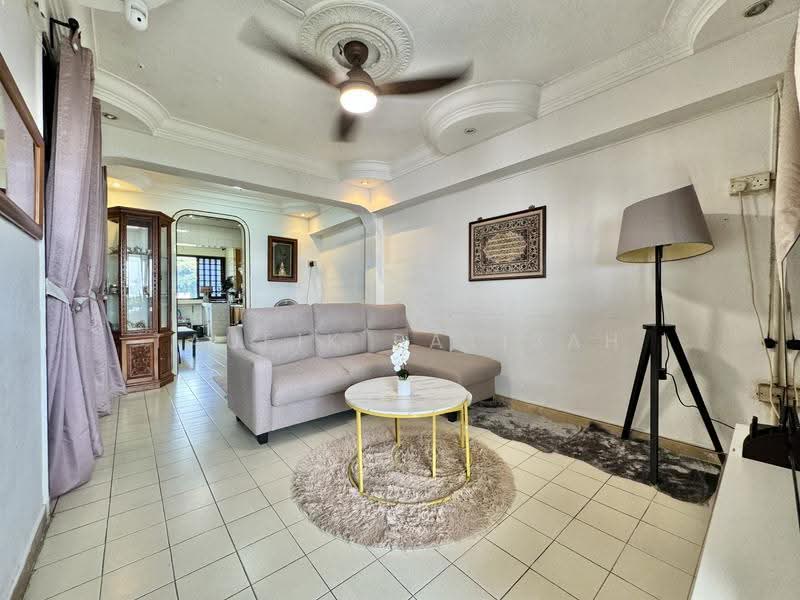 43 Telok Blangah Rise, 43 Telok Blangah Rise, Harbourfront / Telok Blangah, 2 Bedrooms, 635 sqft, HDB Flat For Sale, by Taufik Batisah, 500251911 - Living Room - PropertyGuru.com.sg
