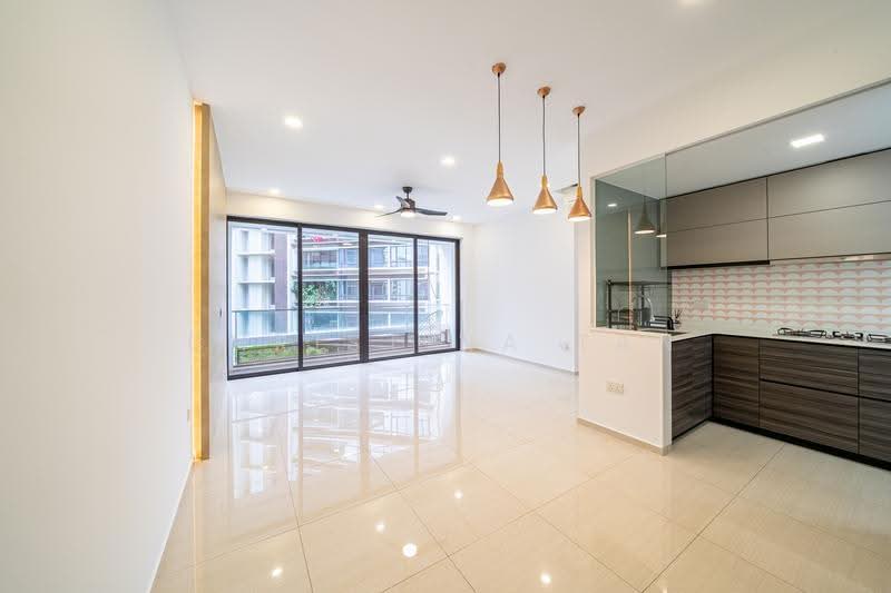 D'Nest, 129 Pasir Ris Grove, Pasir Ris / Tampines, 3 Bedrooms, 1,130 sqft, Condominium For Sale, by Christina Tan, 500251928 - Living Room - PropertyGuru.com.sg