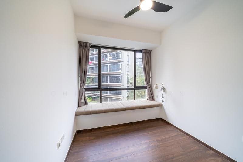 D'Nest, 129 Pasir Ris Grove, Pasir Ris / Tampines, 3 Bedrooms, 1,130 sqft, Condominium For Sale, by Christina Tan, 500251928 - Bedroom - PropertyGuru.com.sg