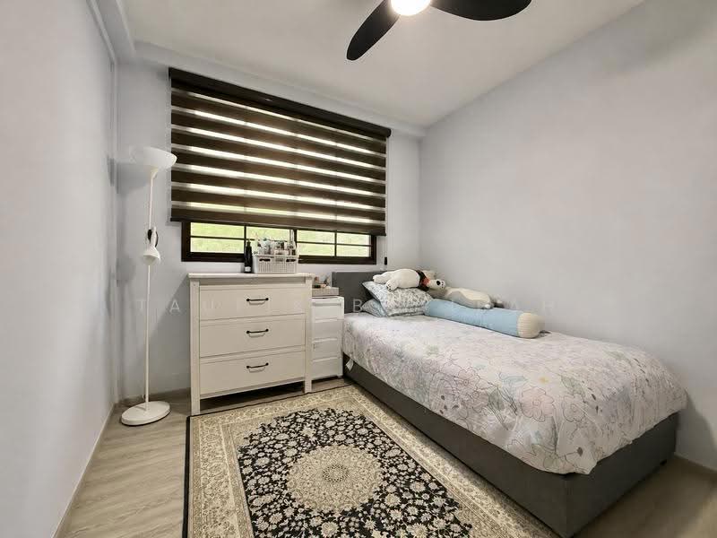 359 Bukit Batok Street 31, 359 Bukit Batok Street 31, Dairy Farm / Bukit Panjang / Choa Chu Kang, 2 Bedrooms, 688 sqft, HDB Flat For Sale, by Taufik Batisah, 500251941 - Bedroom - PropertyGuru.com.sg