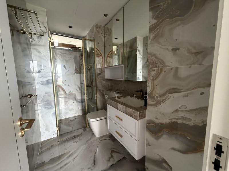 Paterson Suites, 55 Paterson Road, Orchard / River Valley, 3 Bedrooms, 1,679 sqft, Condominium For Sale, by Robert Foo, 500251952 - Bathroom - PropertyGuru.com.sg