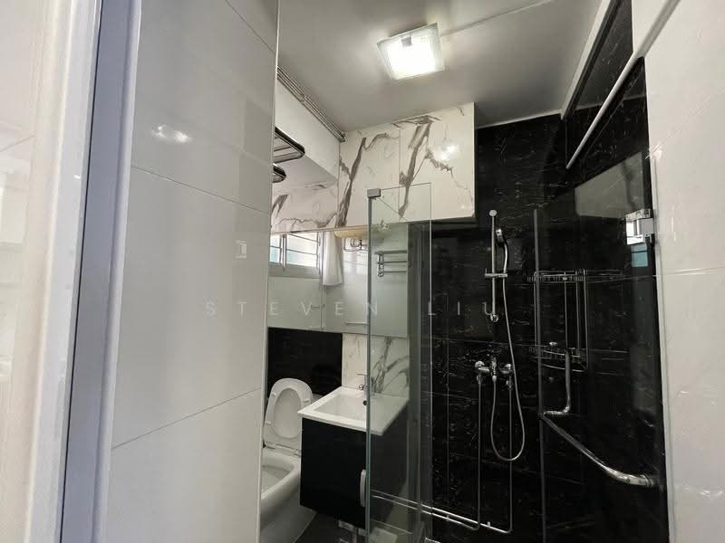 725 Ang Mo Kio Avenue 6, 725 Ang Mo Kio Avenue 6, Ang Mo Kio / Bishan / Thomson, 3 Bedrooms, 1,280 sqft, HDB Flat For Rent, by Steven Liu, 500251967 - Bathroom - PropertyGuru.com.sg