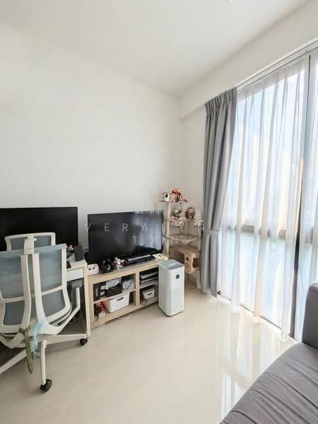 Guillemard Suites, 213 Guillemard Road, Eunos / Geylang / Paya Lebar, 1 Bedroom, 441 sqft, Apartment For Sale, by Veralynn Tan, 500251969 - Living Room - PropertyGuru.com.sg