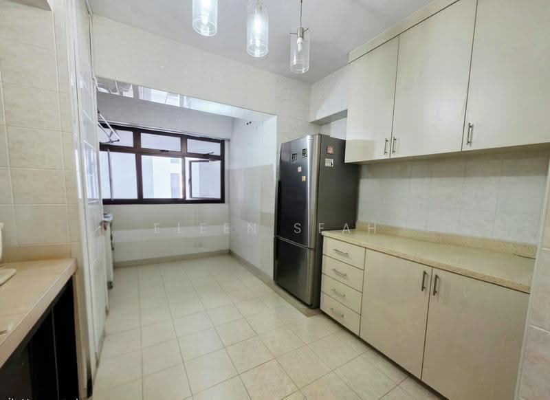 152 Lorong 2 Toa Payoh, 152 Lorong 2 Toa Payoh, Balestier / Toa Payoh, 3 Bedrooms, 925 sqft, HDB Flat For Sale, by Eleen Seah, 500251976 - Kitchen - PropertyGuru.com.sg