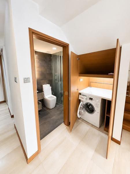 Miro, 1 Lincoln Road, Newton / Novena, 2 Bedrooms, 1,377 sqft, Condominium For Sale, by Ong Beng Yew, 500251977 - Bathroom - PropertyGuru.com.sg