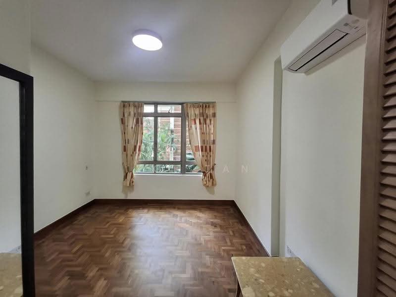 The Blossomvale, 900 Dunearn Road, Clementi Park / Upper Bukit Timah, 3 Bedrooms, 1,324 sqft, Condominium For Rent, by Zoe Tan, 500251978 - Master Bedroom - PropertyGuru.com.sg