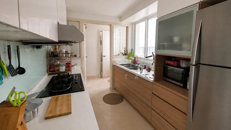Evergreen Park, 31 Hougang Avenue 7, Hougang / Punggol / Sengkang, 3 Bedrooms, 1,044 sqft, Condominium For Sale, by Dewi Tan, 500251979 - Kitchen - PropertyGuru.com.sg