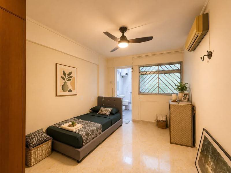 4S MODEL FLAT@WOODLANDS, , 2 Bedrooms, 969 sqft, HDB Flat For Sale, by Raj T C, 500251983 - Bedroom - PropertyGuru.com.sg