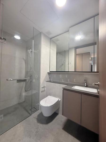Norwood Grand, 8 Champions Way, Admiralty / Woodlands, 3 Bedrooms, 904 sqft, Condominium For Rent, by Denise Fadil Lee, 500251988 - Bathroom - PropertyGuru.com.sg